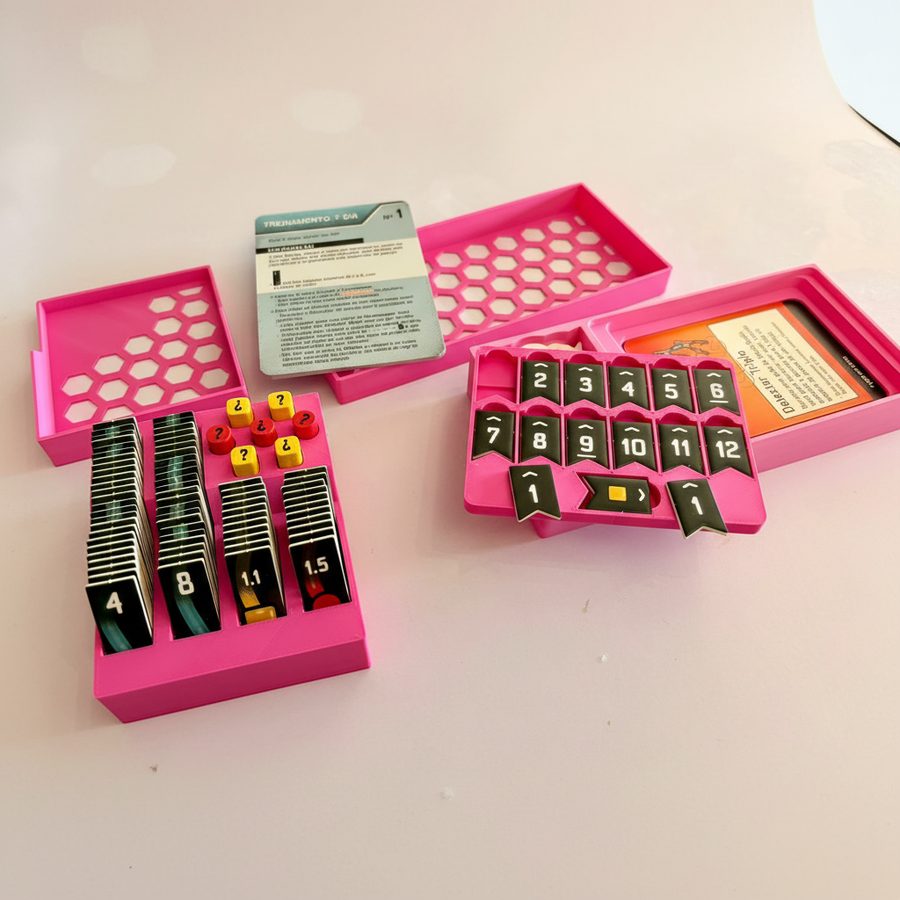 Organizadores 3D para cartas e componentes de board game